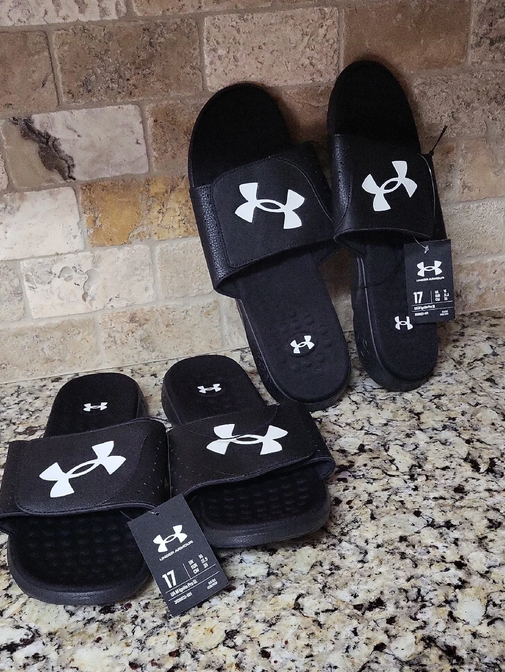 Under Armour Men's Ignite Pro Slides Flip Flops Bundle Sz 17